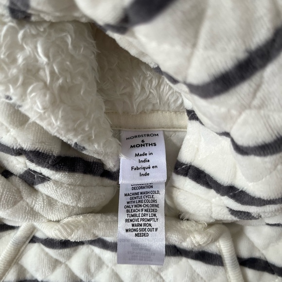 Nordstrom Winter Onesie - Picture 3 of 3